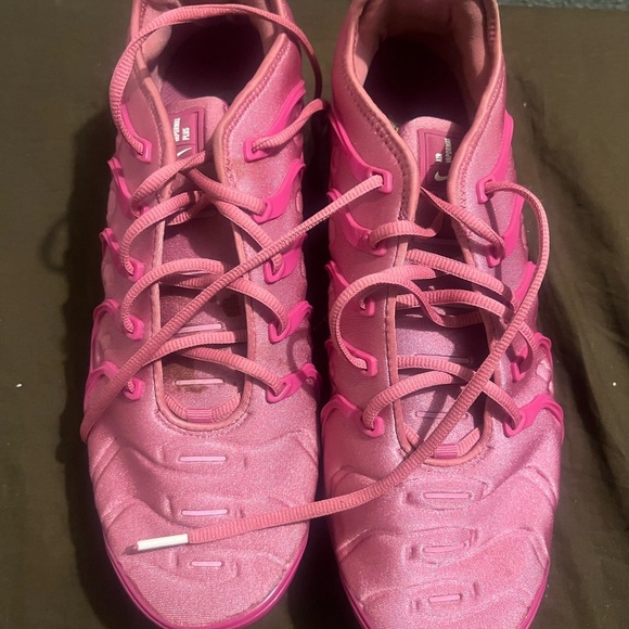 Vibrant Nike Air Vapormax Plus Berry Air Max men size 11 women 12.5 preowned - Picture 5 of 8